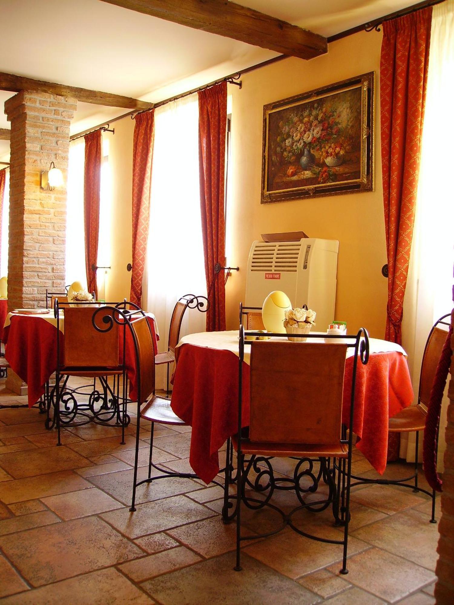 Hotel Antico Casale Vigarano Mainarda Exterior photo