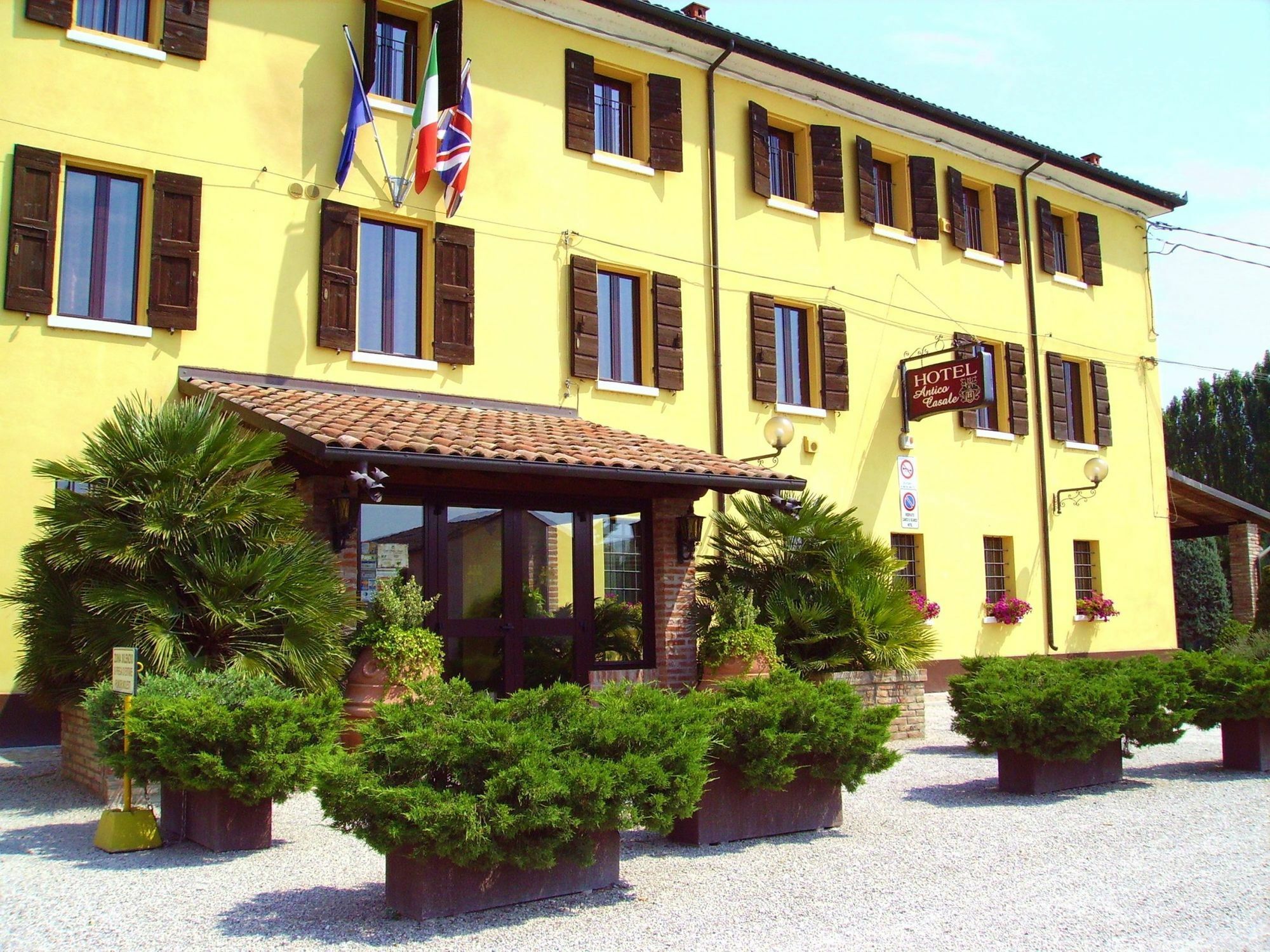 Hotel Antico Casale Vigarano Mainarda Exterior photo